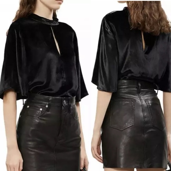 J Brand Tops - NWT J Brand Chani Black Short Sleeved Velvet Keyhole Top. Front & back keyholes